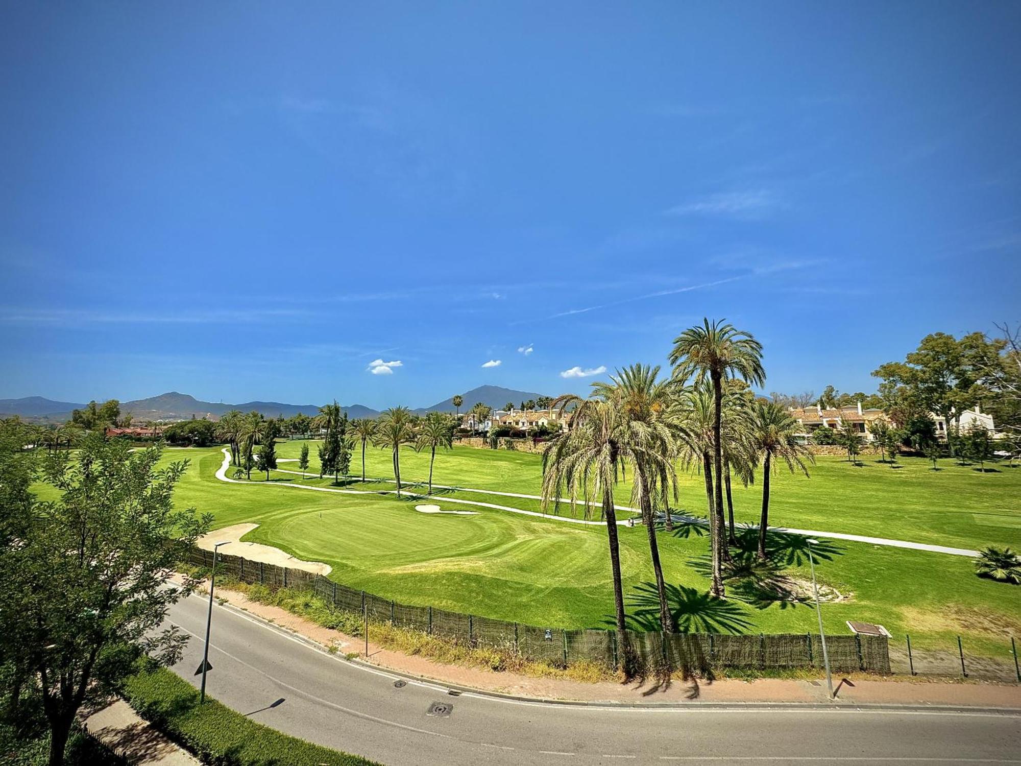 Gualdalmina Alta Golf Views By Homing Casa de Férias *